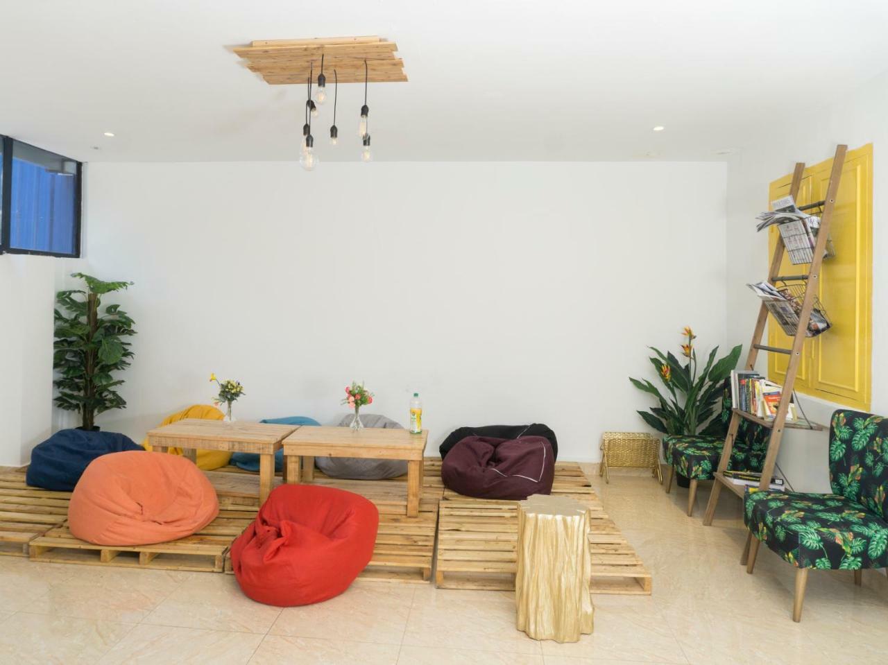 Oyo 90121 Summer House Bed & Cafe Κουάλα Λουμπούρ Εξωτερικό φωτογραφία