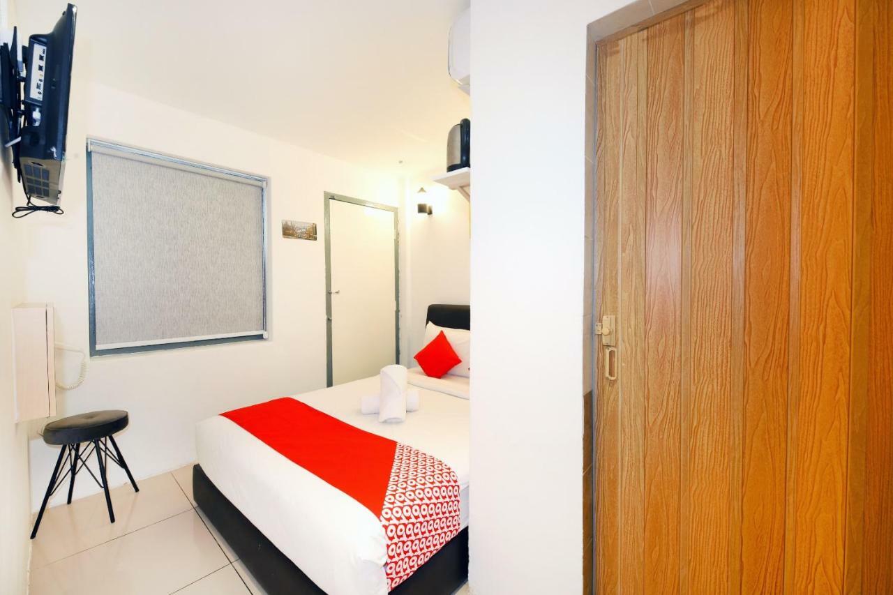 Oyo 90121 Summer House Bed & Cafe Κουάλα Λουμπούρ Εξωτερικό φωτογραφία