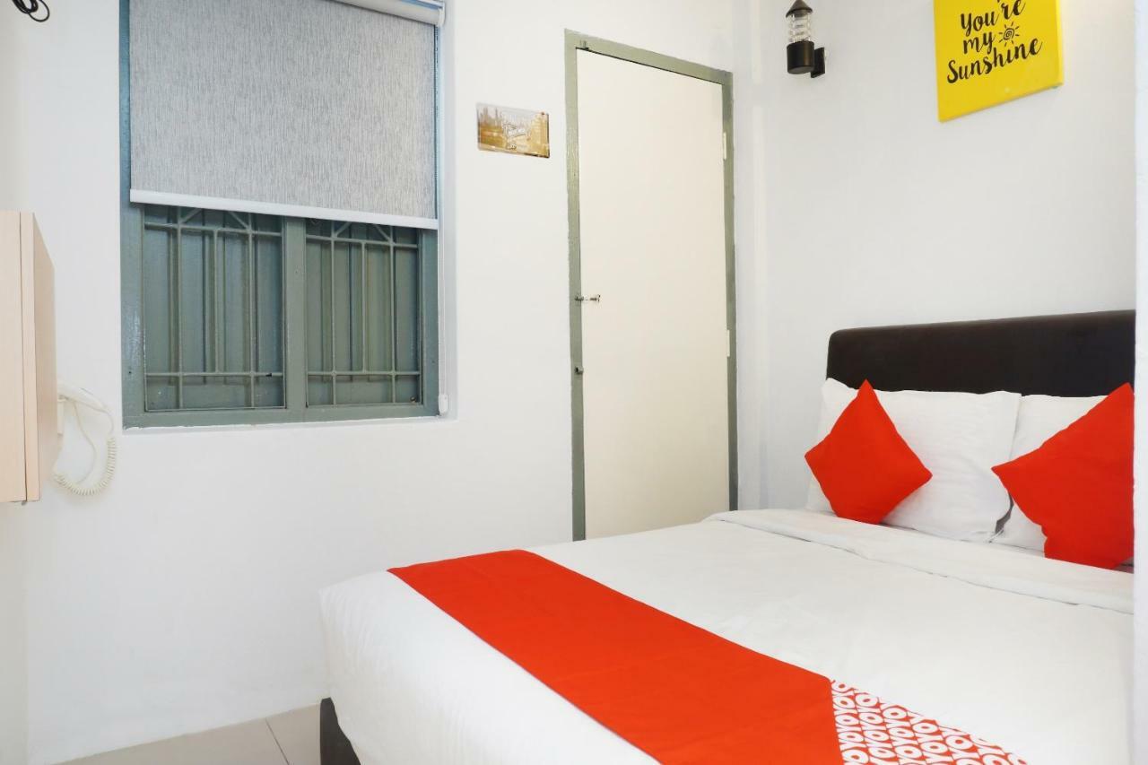 Oyo 90121 Summer House Bed & Cafe Κουάλα Λουμπούρ Εξωτερικό φωτογραφία